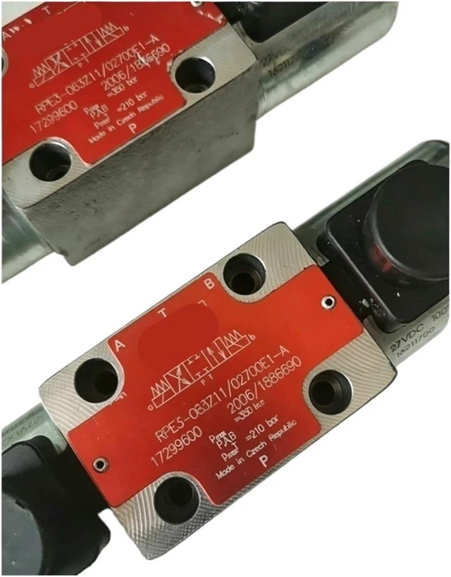 Alt view image 2 of 3 - Solenoid Valve RPE3-043Z11/02400E1 Argo-Hytos 4/3-Way Directional Control Valve