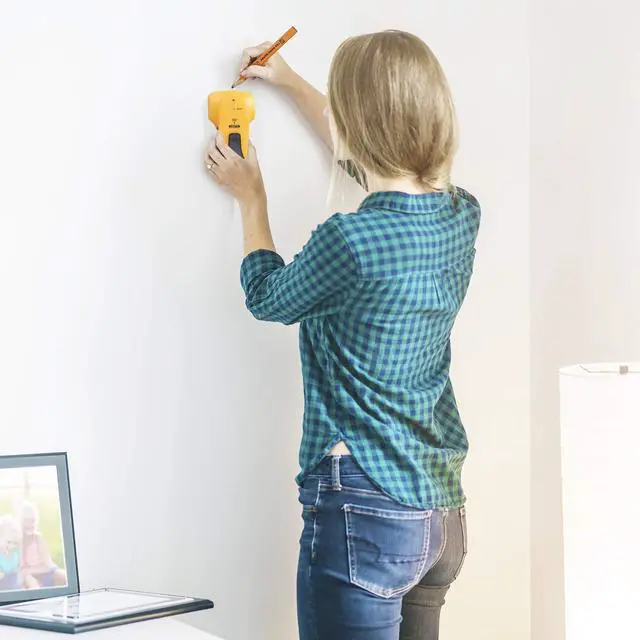 Alt view image 4 of 5 - Stud Finder Wall Scanner Wood and Metal Detector Sensor for 3/4 inch Thickness Wall (Yellow)