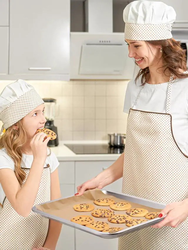 Alt view image 5 of 7 - 12x12 Inch Parchment Paper Sheets, 200Pcs Unbleached Parchment Paper for Baking, Non-Stick Precut Square Baking Paper, for Grilling Air Fryer Steaming Bread Cup Cake Cookie