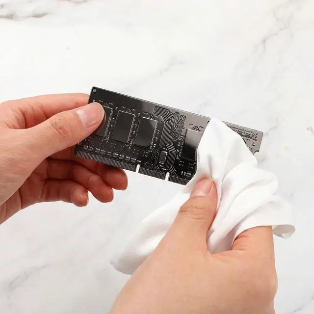 Alt view image 3 of 7 - 100 Pcs Cleanroom Cloth Wipes Microfiber Lint Free Cloth Disposable Clean Cloths Laser Sealed Edge for Lab Semiconductor Industries and Printing (9 x 9 Inches)