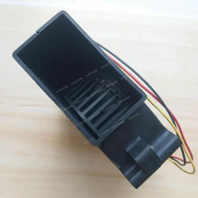 Alt view image 3 of 5 - Compatible for Nidec A34124-58 12V 0.65A 9733 3-Wire Cooling Fan