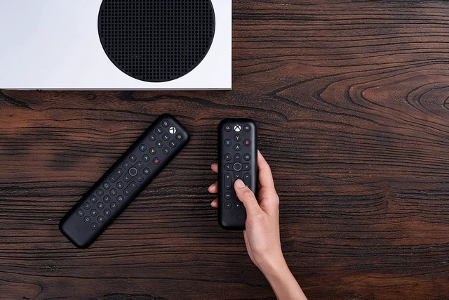 Alt view image 2 of 6 - 8Bitdo Media Remote for Xbox One, Xbox Series X and Xbox Series S (Short Edition, Infrared Remote)