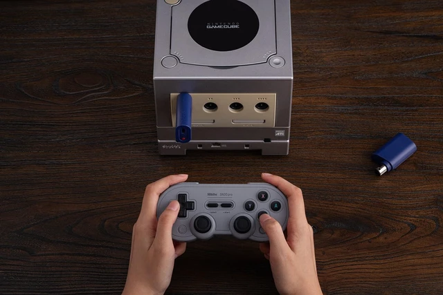 Alt view image 3 of 7 - 8BitDo Bluetooth Retro Receiver for NGC, Wii and Windows, Compatible with Xbox Series Controller, Xbox One Bluetooth Controller, Switch Pro and PS5/PS4 Controller