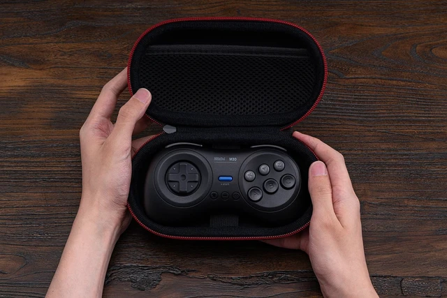 Alt view image 2 of 7 - 8Bitdo Classic Controller Travel Case for SN30 Pro, M30 Bluetooth Controllers (Medium)