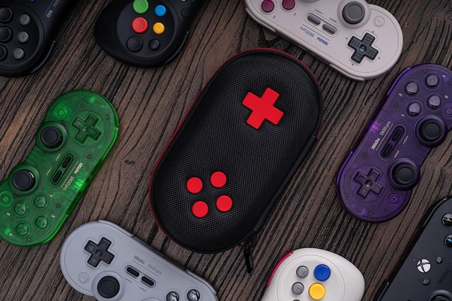 Alt view image 3 of 7 - 8Bitdo Classic Controller Travel Case for SN30 Pro, M30 Bluetooth Controllers (Medium)