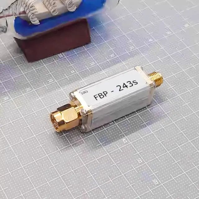 Alt view image 4 of 4 - FBP-243s 243.95MHz Saw Bandpass Filter Centre Frequency 300KHz with SMA Connector for Aviation Emergency Band