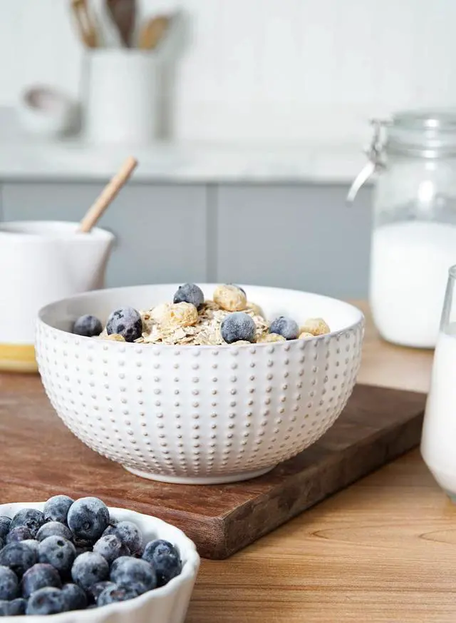 Alt view image 3 of 7 - Cereal bowls 26 oz, Ceramic Soup Bowl for Kitchen, Embossment Stoneware Bowl for Pho, Chip, Fruits, Salad, Noodle, Ramen, Suit For Housewarming - 6 Inch, Set of 4, Arctic white