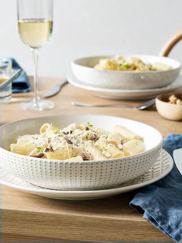 Alt view image 2 of 7 - Pasta Bowls 42oz, Large Salad Bowl, Ceramic Embossment Stoneware Serving Plate for Fruits, Noodle, Dinner, House-warming Wedding Present - 9 Inch, Set of 4, Arctic White