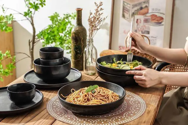 Alt view image 7 of 7 - Large Serving Bowls Set of 4, 60 ounce Large Salad Bowls, 10'' Ceramic Wide Shallow Bowl Plates, Pasta Serving Dishes for Fruit, Microwave Safe(Black and Grey) (TSW2021)
