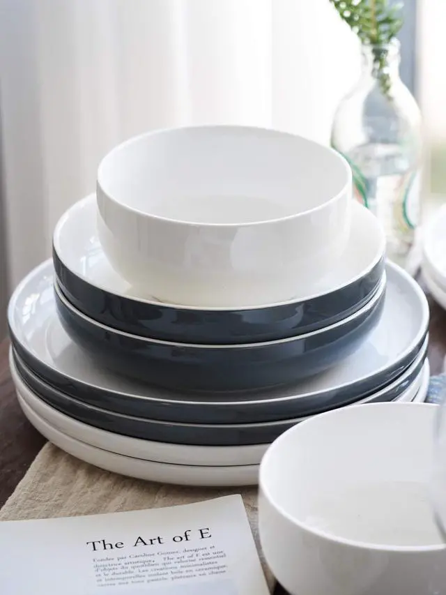 Alt view image 4 of 6 - Porcelain Bowl Set - 32 Ounce for Cereal, Salad and Soup, Bowls for Kitchen, Microwave and Dishwasher Safe - Set of 6, White