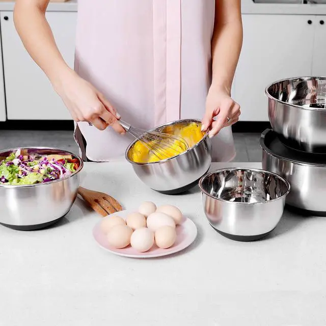 Alt view image 4 of 7 - Mixing Bowls with Airtight Lids, Stainless Steel Nesting Mixing Bowls Set of 5, with Non-slip Silicone Bottoms, Size 8, 5, 3, 2, 1.5 QT, Stackable Design, Great for Mixing and Prepping