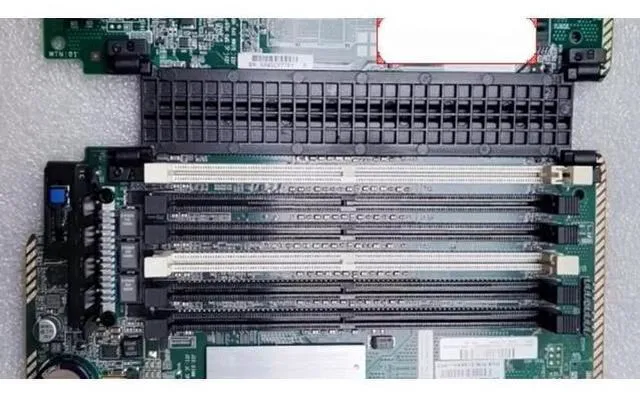 Main image of Suitable for 512PC2-3200R-333-12 HYMP564R72BP8-E3 39M5817 38L6015