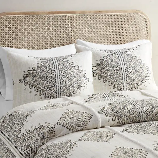Alt view image 5 of 7 - Soft Breathable Microfiber Full/Queen Duvet Cover Set - 4 Piece Printed Bedding Set with Pillowcases & Decorative Throw Pillow, Boho Chic Home Decor.