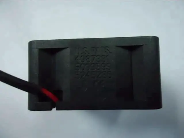 Alt view image 3 of 3 - Sunon KDE1204PKV1 MS.A.GN 40x40x20mm 40mm 4cm DC12V 0.8W Server Cooling Fan Server Square Fan 2-wire