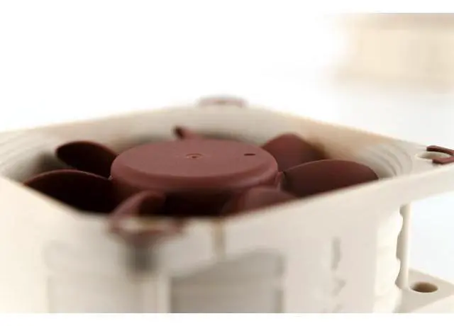 Alt view image 6 of 7 - Noctua NF-A6x25 PWM, Premium Quiet Fan, 4-Pin (60mm, Brown)