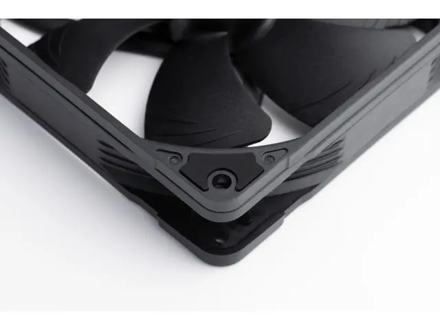 Alt view image 4 of 7 - Noctua NA-IS1-14 chromax.black Sx2, Inlet Side Spacers for 140mm Fans (Black)