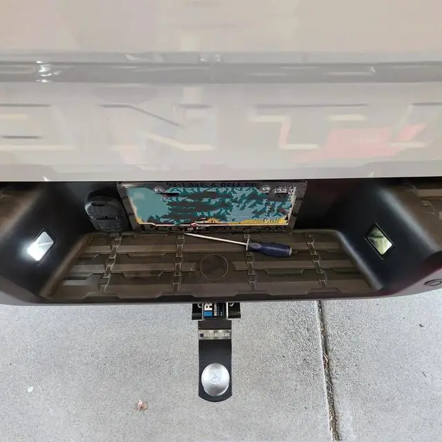 Alt view image 5 of 7 - Yankok LED License Plate Lights Compatible with Nissan Titan 2016UP 2nd Gen A61 Frontier 2022-UP 3rd Gen D41 6000K Xenon White Error Free Tag Lights
