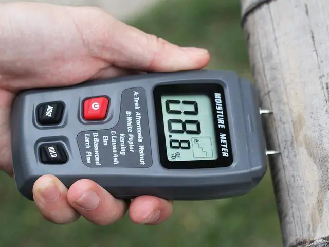 Alt view image 4 of 7 - Bside EMT01 Digital Wood Moisture Meter Handheld 2 Pins Timber Lumber Damp Humidity Detector Tester with Large LCD Display