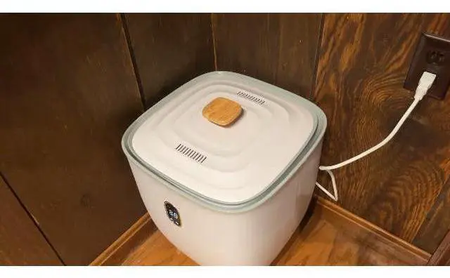 Main image of AGLUCKY Towel Warmer for Bathroom, 25L Large Towel Warmers Bucket with 2 Heating Modes, LCD Screen, 20/40/60/90 Min Auto Shut-Off, Fits Blankets, Bathrobes, PJ's, Ideal Gift for Family, White