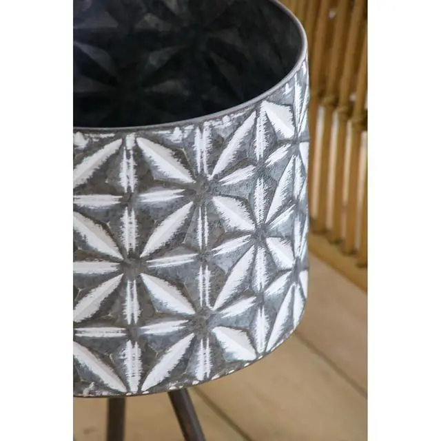 Alt view image 3 of 5 - Planter Set with Wooden Legs and Rope Texture for Backyard, Living Room, Lawn, Outdoor Flower Pot Set with Classic Design for Growing Flowers, Herbs, Plants (Gray + Iron)