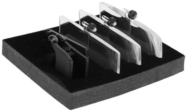 Main image of Clip-On Magnifier, 1.5X 2.5X 3.5X Magnification Plastic Case Clip-on Glasses Type Magnifier Magnifying Glass
