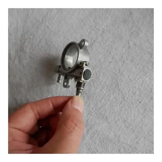Alt view image 3 of 4 - T425 Oil Fit for Saw T435 422 SPR270 Garden XC42 HOUSING Oiler 521586001(Oil Pump and Worm)