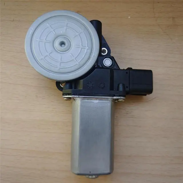 Alt view image 5 of 6 - 8-98160723-0 New Power Window Motor Front For Isuzu Genuine DMAX 2012 2013 2014 2015 2016 2017 2018-19 RHD 8981607230 8981607240(Front Right 6P)