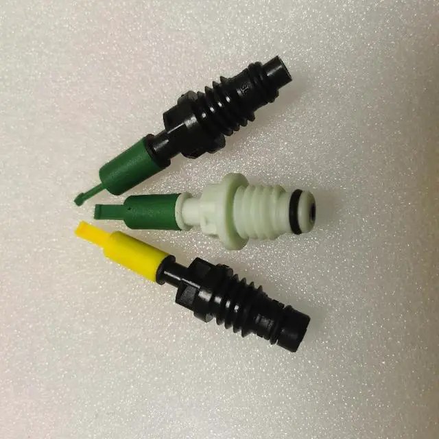 Alt view image 2 of 2 - SCR Urea Pump Repair Kit Suction Inlet Liquid Connector Set Compatible with Similar 2.2 Pump Injection Model 612640130088