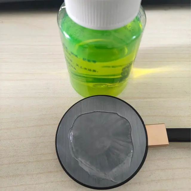 Alt view image 3 of 5 - Liquid Coolant Cooling Fluid for PC/Cellphone Cooler, Tablet/iPad Cooler, 200ml (6.76oz), Green