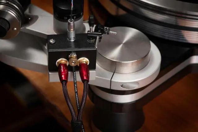 Alt view image 4 of 5 - 2.25 Meters Black Hole Ground Goody Series Cable