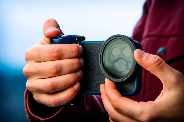 Alt view image 5 of 5 - True Color VNDXMIST Variable ND (Mist Edition 1/4) 1-5 Stop Filter Compatible only with Sherpa iPhone Series Cases & Genius Rig Cage