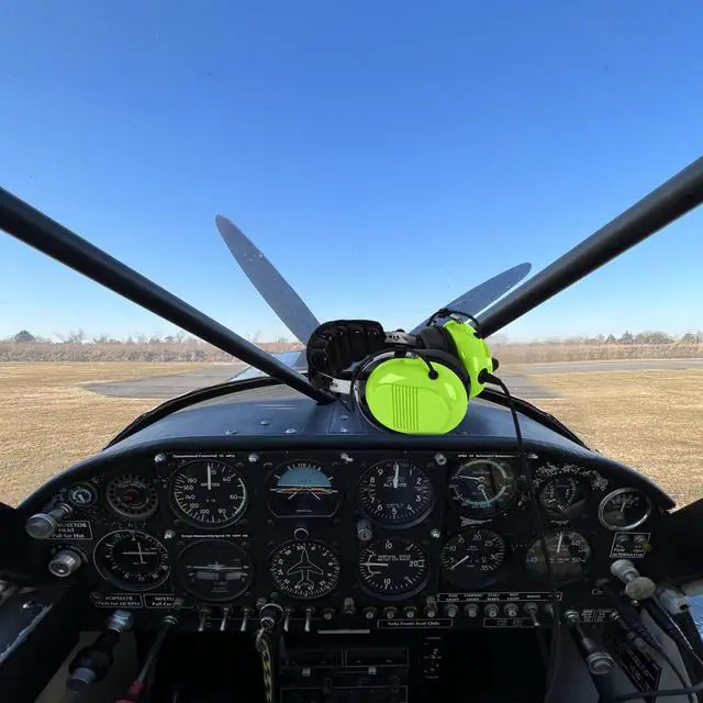 Alt view image 5 of 5 - Aviation Headsets GA Headphone Noise Reduction for Pilot Trainees Beginner PPL Students Casual Flyers Flight Passengers Aviation Maintenance Ground Crew Flying Enthusiasts (629-A-GREEN)