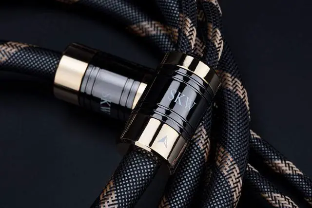 Alt view image 2 of 6 - Single Audiophile Speaker Cable,Convertible Banana Spade Gold Plated Connector,Nylon Braid,HiFi Quality Cable(4.9ft/1.5M,1 Cable for 1 Speaker)