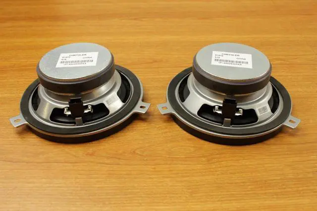 Alt view image 4 of 6 - Chrysler Jeep Dodge 6.5inch Kicker Speaker Upgrade Set of 2 OEM