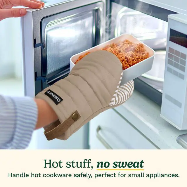 Alt view image 2 of 7 - Cuisinart Mini Oven Mitts 5.5 x 8 Heat-Resistant Kitchen Mitts for Oven with Non-Slip Printed Silicone, Cotton Filling, and Faux Leather Loop Durable Oven Mitt Set for Cooking & Baking