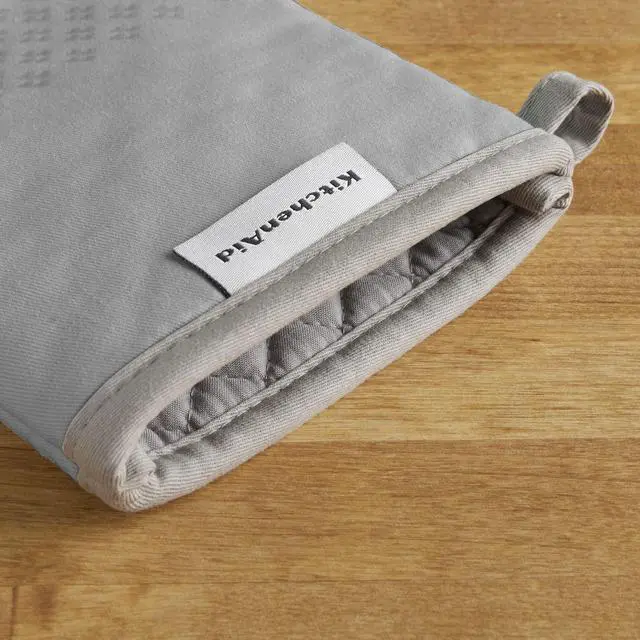 Alt view image 4 of 6 - Asteroid Oven Mitt Set, 7"x12.5", Grey, 2 Piece