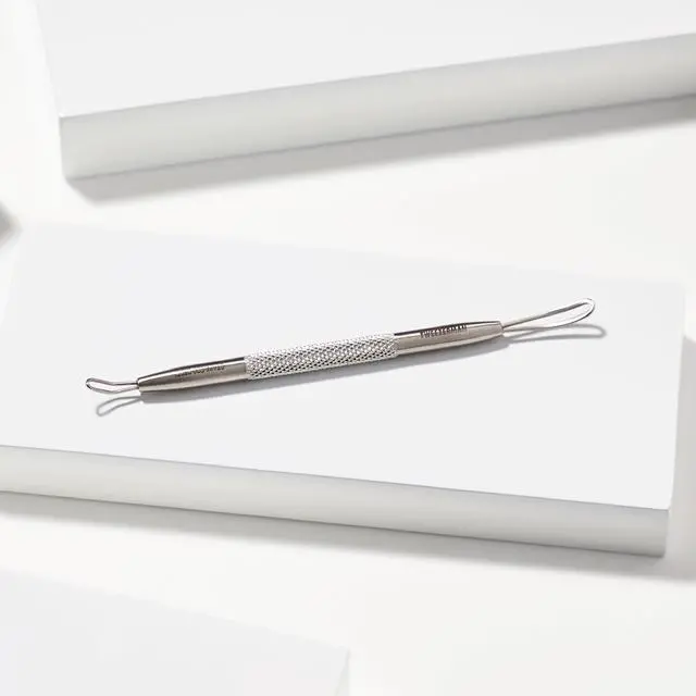 Alt view image 6 of 7 - Stainless Steel No Slip Skin Care Tool