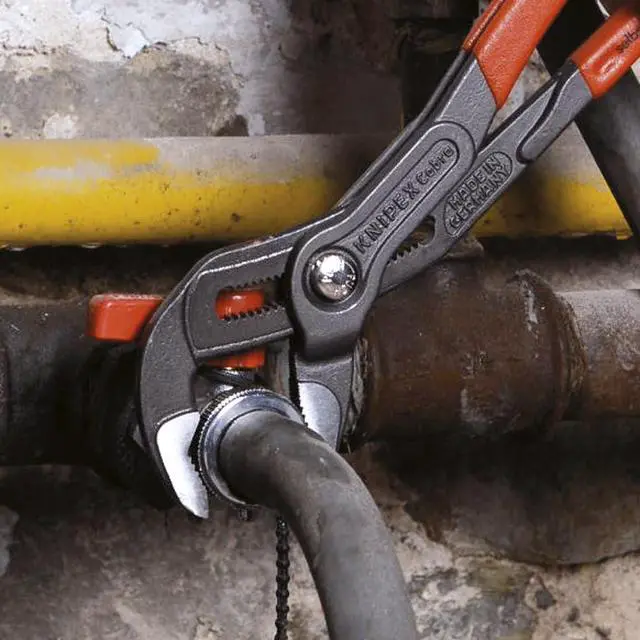 Alt view image 5 of 6 - Tools 00 20 06 US1, Cobra Pliers 7, 10, and 12-Inch Set, 3-Piece