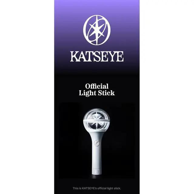 Alt view image 2 of 6 - Official LightStick + 6 Official Photocards & 3 Extra Photocards Set
