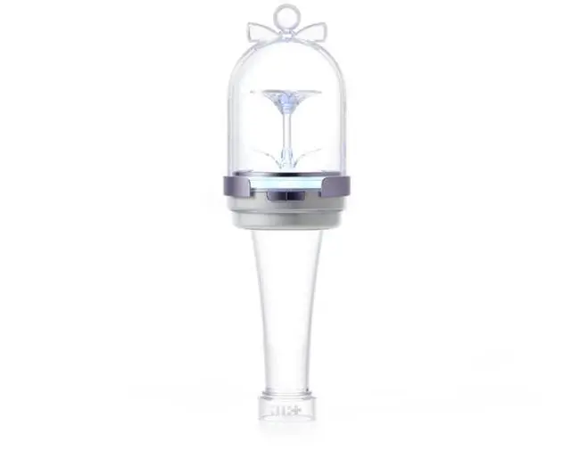 Main image of Lightstick + 3 Extra photocards Set