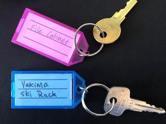 Alt view image 7 of 7 - Cuttte 16 Pack Plastic Key Tags, Key Labels with Ring and Label Window, 8 Colors