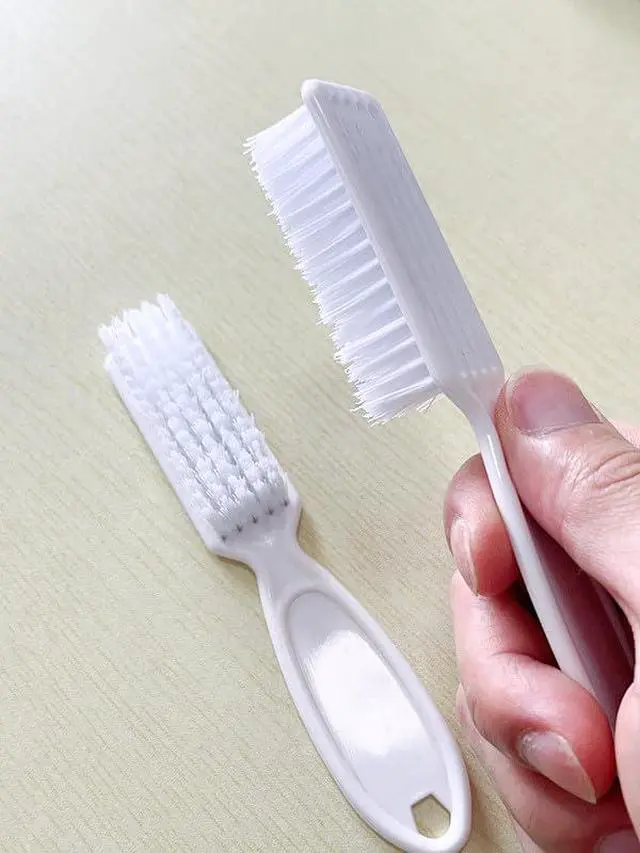 Alt view image 4 of 7 - SQULIGT 12Pcs Nail Brush for Cleaning Fingernails, Handle Grip Cleaning Brush for Nail and Toenail, Nail Dust Brush Manicure Pedicure Tools Scrubbing Brush Women Men Home Salon(White)