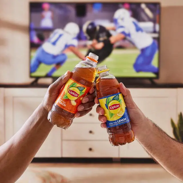 Alt view image 4 of 5 - Zero Sugar Iced Tea, Green Tea Citrus, 16.9 fl oz Bottles, (12 Pack), 100% DV Vitamin C