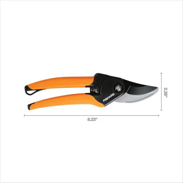 Alt view image 6 of 7 - Fiskars SoftGrip Bypass Pruning Shears, 5/8 Cut Capacity Garden Clippers