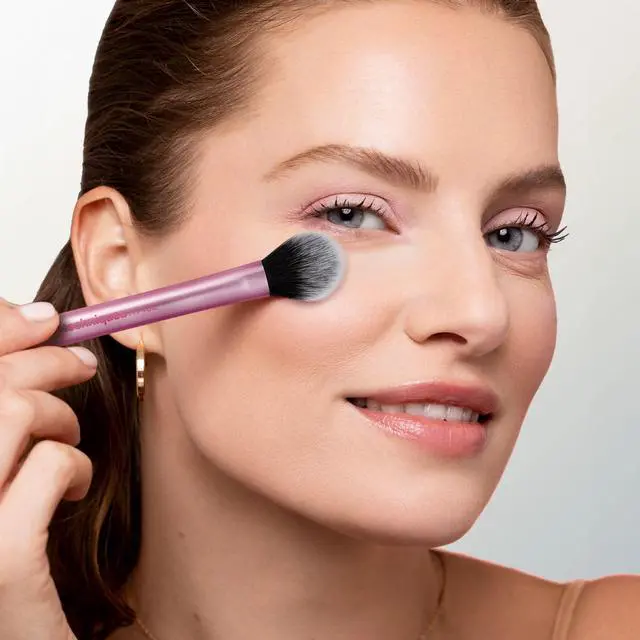 Alt view image 6 of 6 - Setting Brush With Ultra Plush Custom Cut Synthetic Bristles and Extended Aluminum Ferrules to Build Coverage