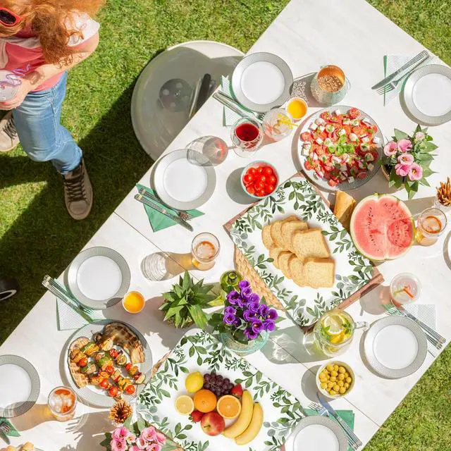 Alt view image 6 of 7 - 3Pcs Greenery Serving Trays Reusable Melamine Platters Green Leaves Serving Dishes for Spring Birthday Wedding Party Food Supplies, 10 x 13 Inch