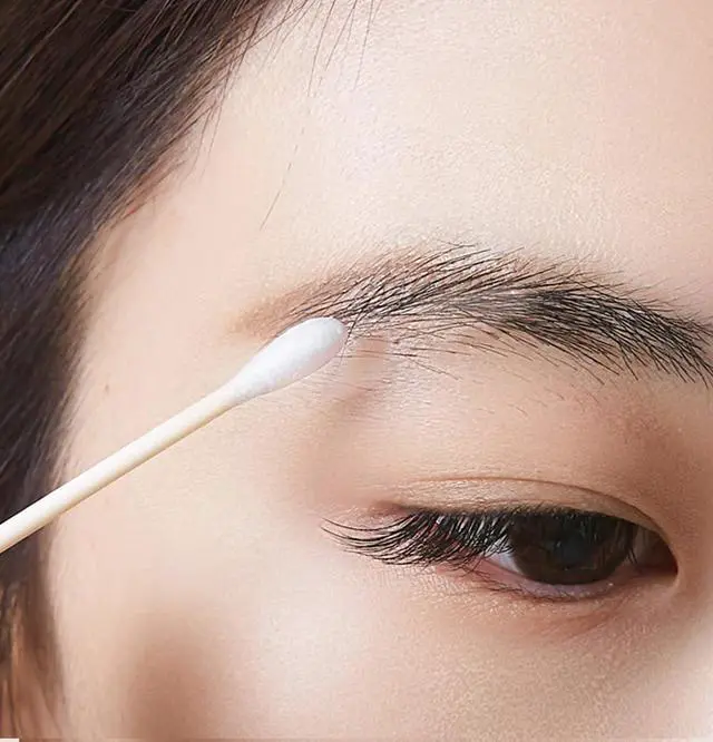 Alt view image 6 of 7 - 400Pcs Wood Stick Cotton Swabs, Natural Wooden,Cotton Head Full and Compact