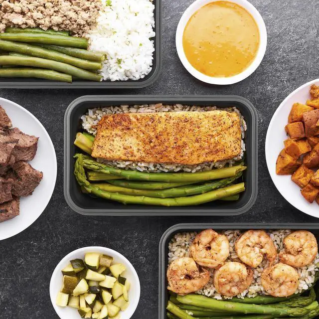 Alt view image 2 of 7 - Collapsible Food Storage Containers with Lids, 4 Pack, 40 oz Silicone 1-Compartment Meal Prep Containers Reusable, Lunch Bento Boxes for Adults, Microwave Freezer Dishwasher Safe, BPA-Free, Black