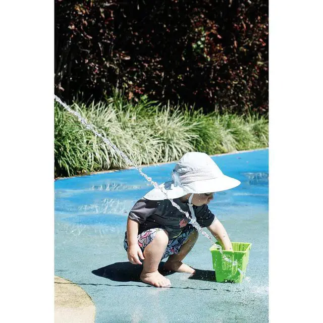 Alt view image 6 of 7 - Sunhat Infant Toddler & Kids Summer Water Flap Baby Swim hat UPF 50 Boy & Girl Beach (US, Age, 0 Months, 6 Months, Light Pink)