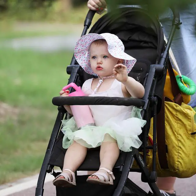 Alt view image 5 of 5 - Baby Girl Pink Daisy Sun Hat Wide Brim Adjustable UPF50+ Outdoor Beach Protection Cap for Infant Toddler Kids 2-5T
